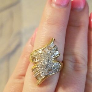 Women's 10k gold diamond ring